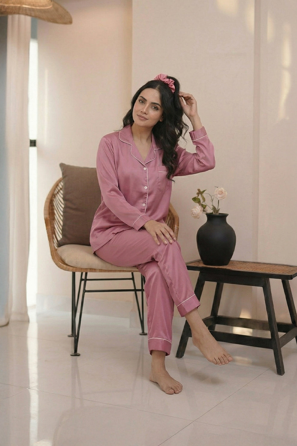 Florea Silk Pajama Set With Scrunchie - Pink