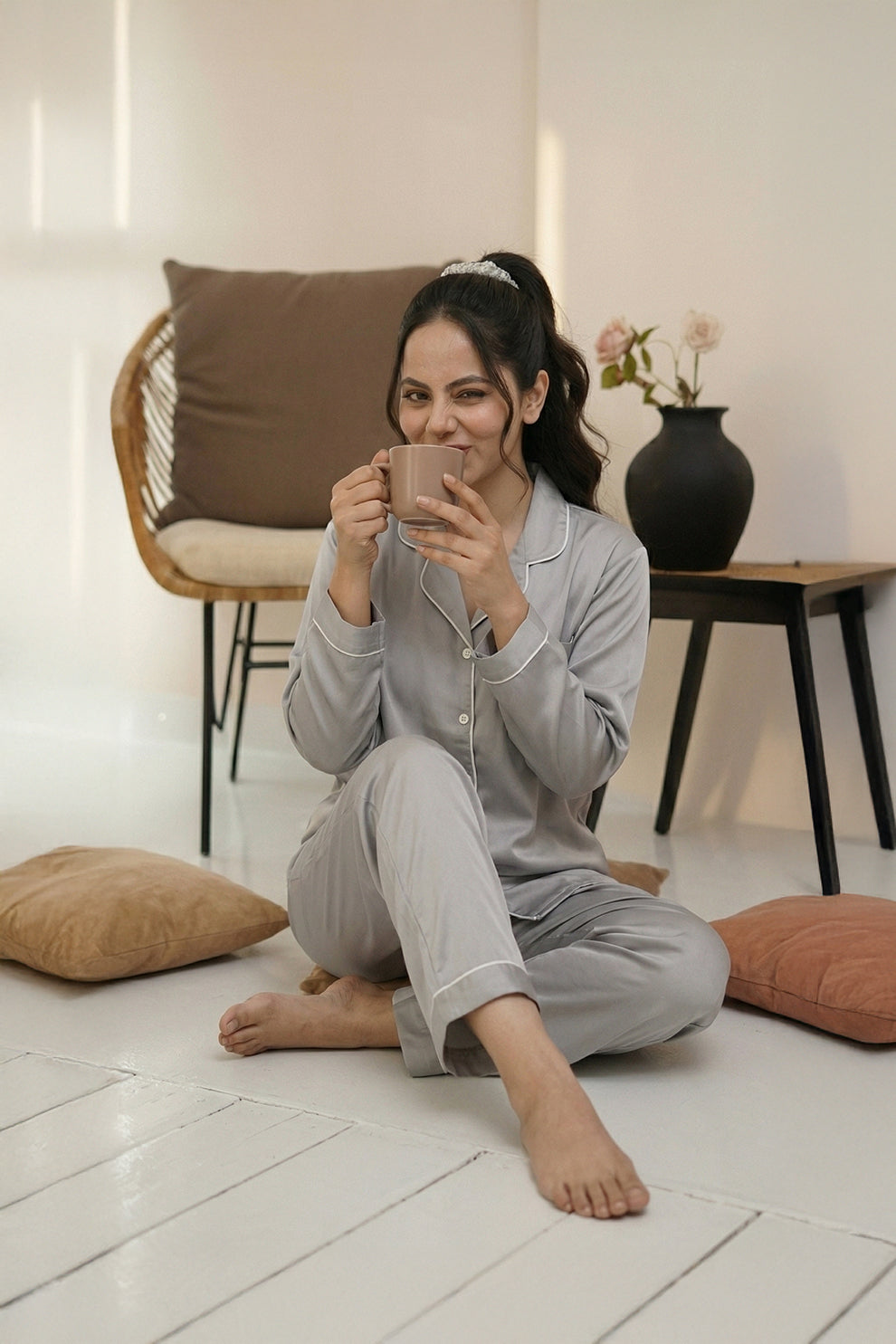 Florea Silk Pajama Set With Scrunchie - Grey